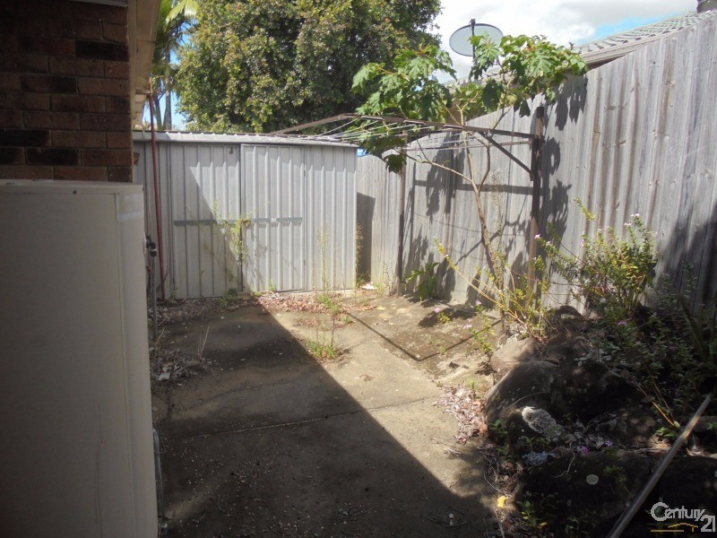 28 Allied Drive, Arundel QLD 4214