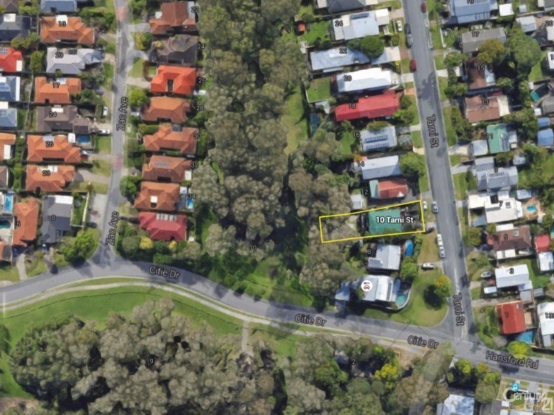 10 Tarni Street, Coombabah QLD 4216