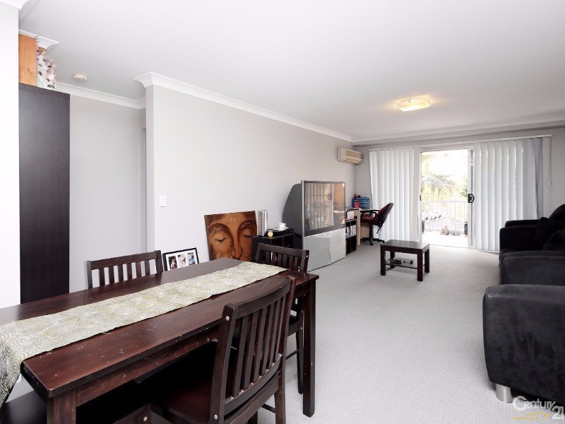 11/22 Oleander Avenue, Biggera Waters QLD 4216