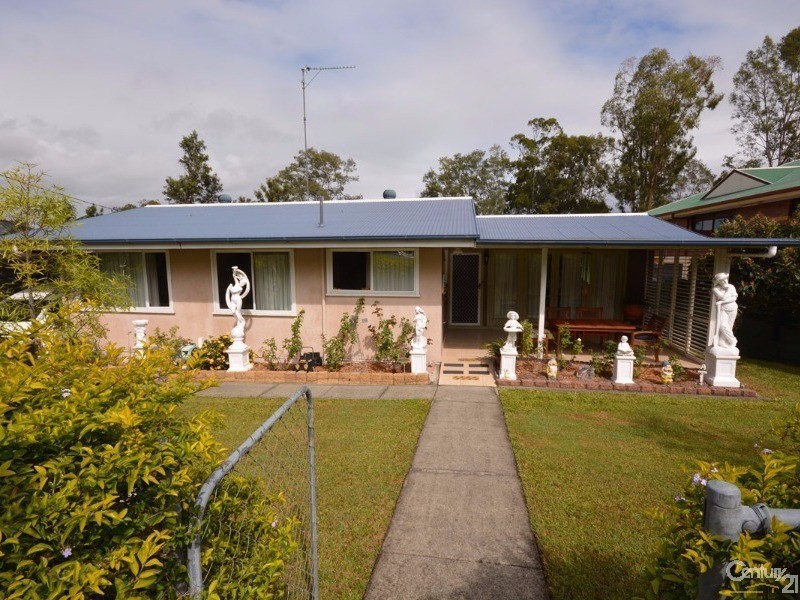 14 White Street, Nerang QLD 4211