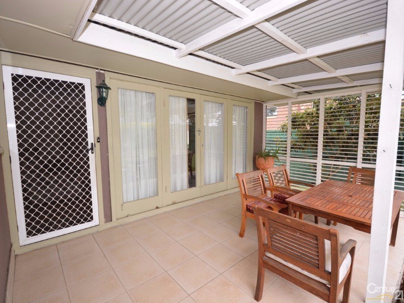 14 White Street, Nerang QLD 4211