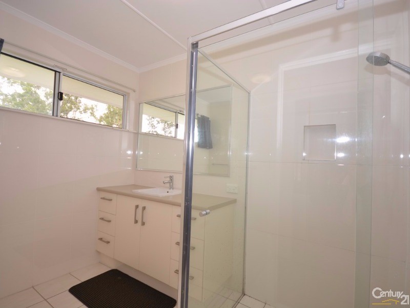 14 White Street, Nerang QLD 4211