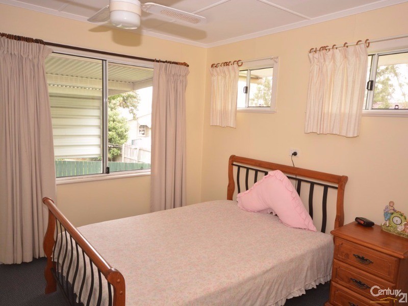 14 White Street, Nerang QLD 4211