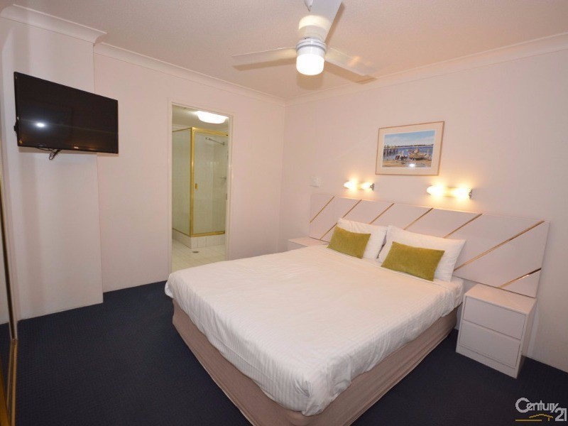 11/510 Marine Parade, Biggera Waters QLD 4216