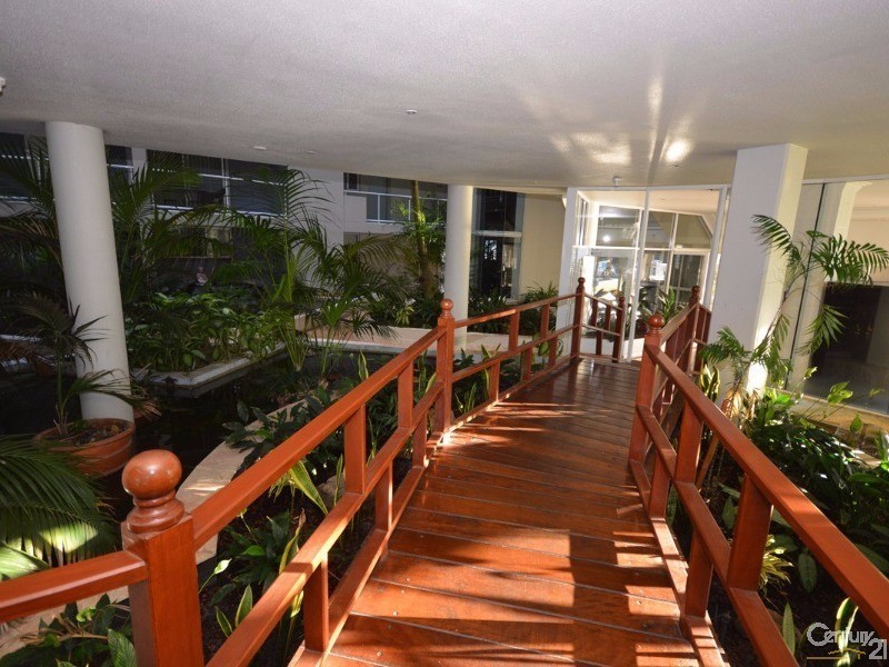 11/510 Marine Parade, Biggera Waters QLD 4216