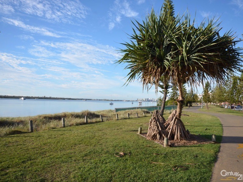 11/510 Marine Parade, Biggera Waters QLD 4216