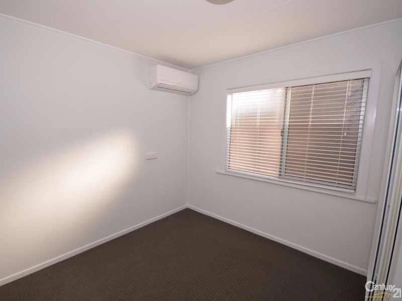 19 Broadwater Street, Runaway Bay QLD 4216