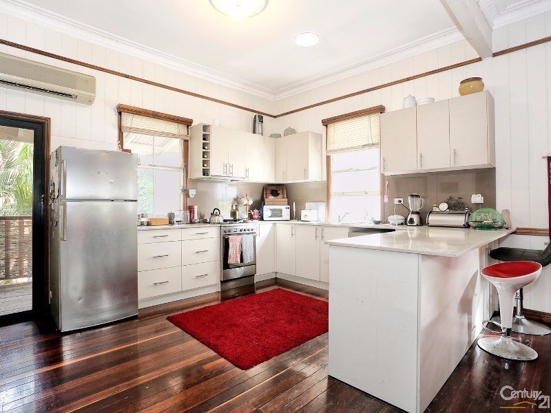 123 High Street, Southport QLD 4215