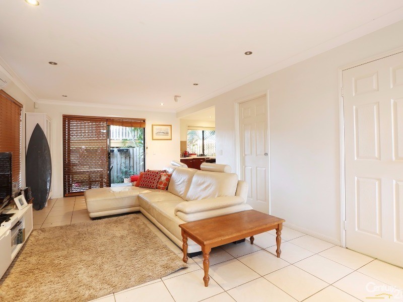 123 High Street, Southport QLD 4215