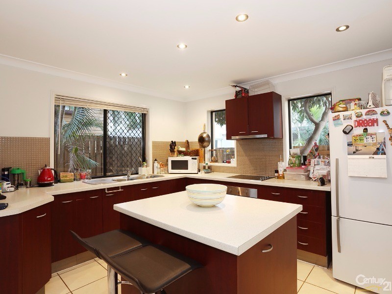 123 High Street, Southport QLD 4215