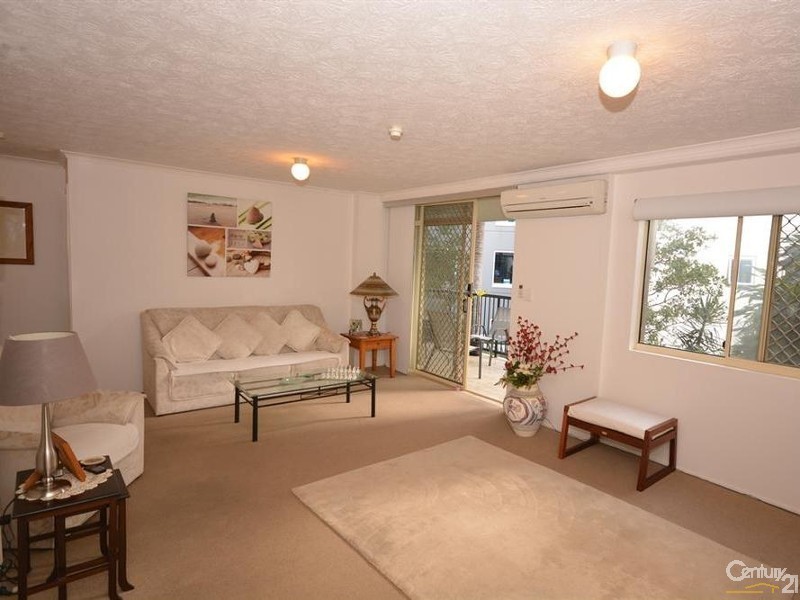 13/418 Marine Parade, Biggera Waters QLD 4216