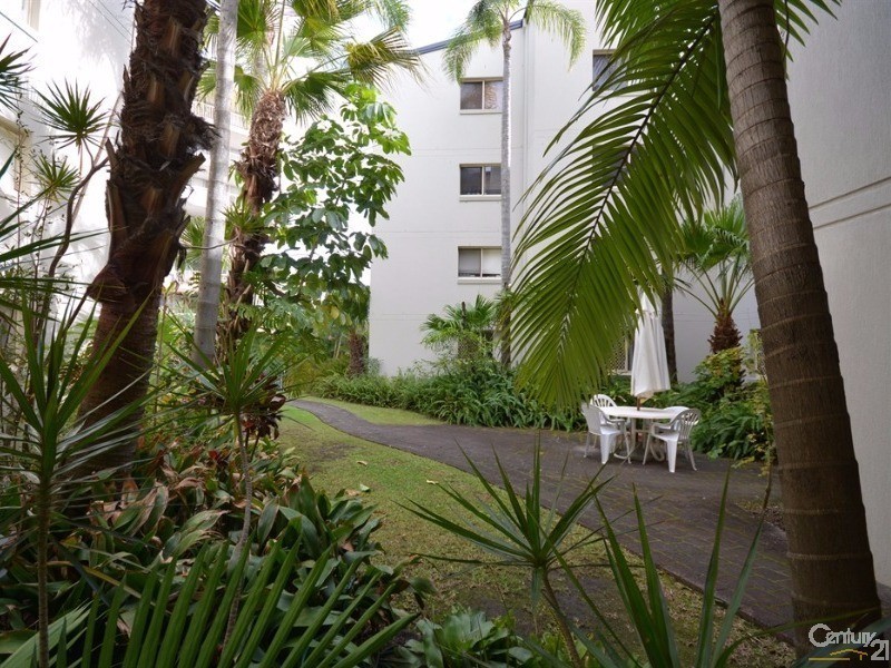 13/418 Marine Parade, Biggera Waters QLD 4216