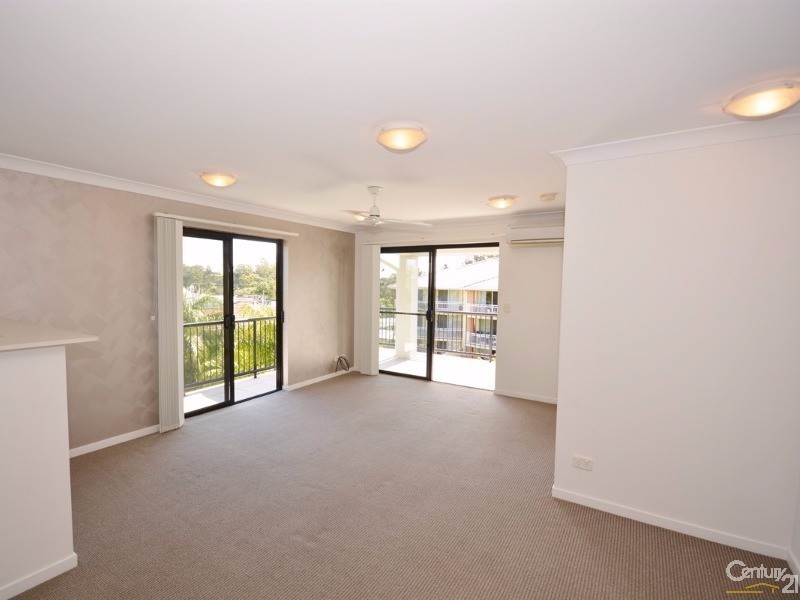 15-17 Lloyd Street, Southport QLD 4215