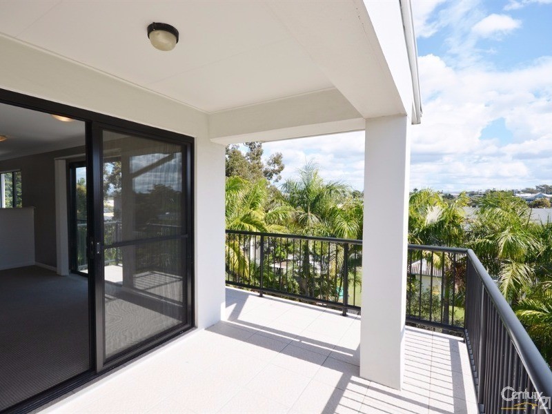 15-17 Lloyd Street, Southport QLD 4215