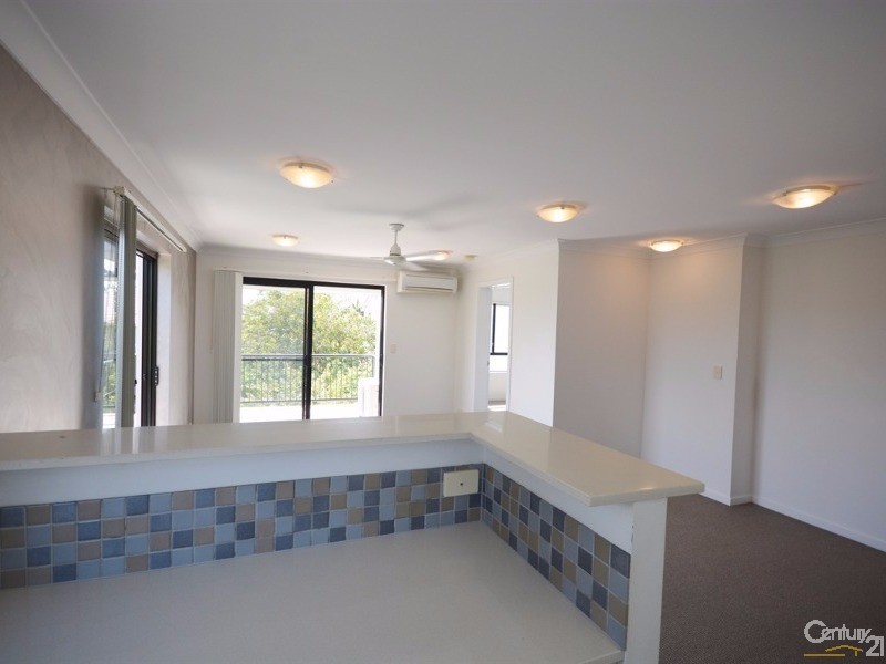 15-17 Lloyd Street, Southport QLD 4215