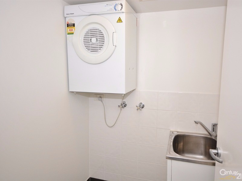 15-17 Lloyd Street, Southport QLD 4215