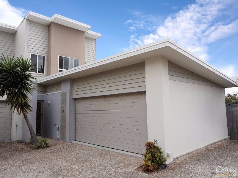 6/49 Usher Avenue, Labrador QLD 4215