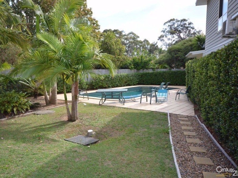 6/49 Usher Avenue, Labrador QLD 4215