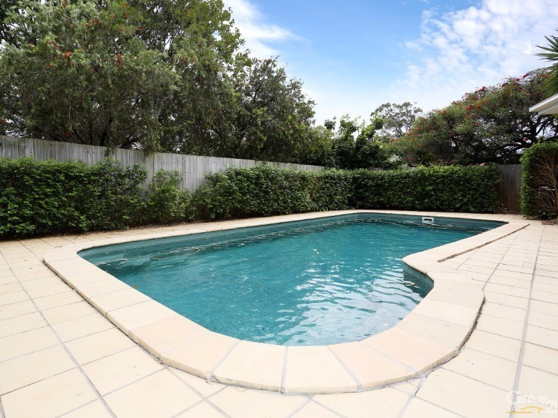 6/49 Usher Avenue, Labrador QLD 4215