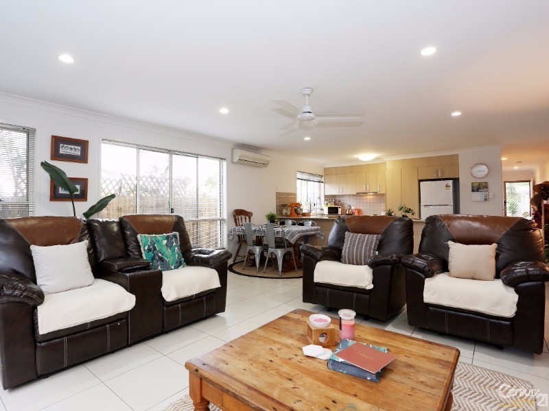 6/49 Usher Avenue, Labrador QLD 4215