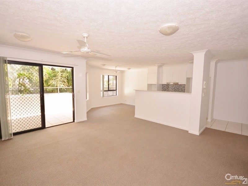 15-17 Lloyd Street, Southport QLD 4215