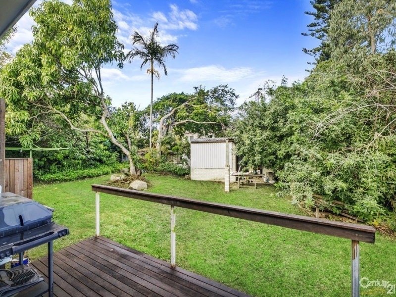 130 Falconer Street, Southport QLD 4215