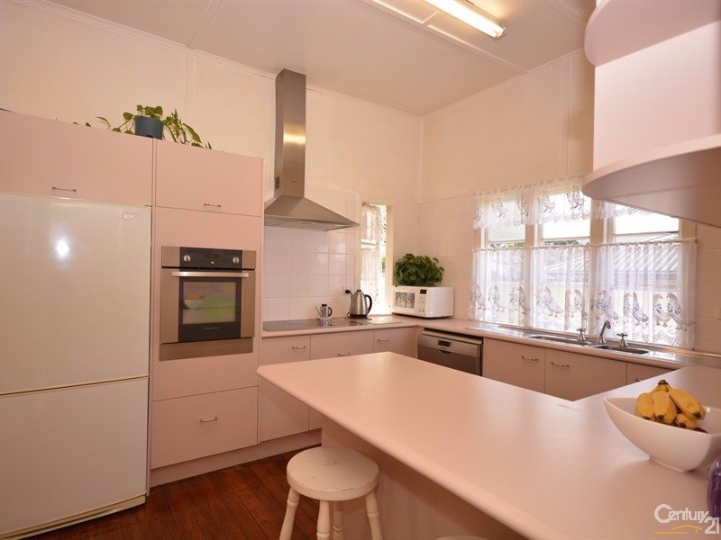 57 North Street, Southport QLD 4215