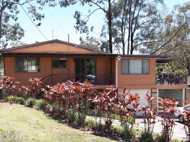 12  Bass Avenue, Molendinar QLD 4214