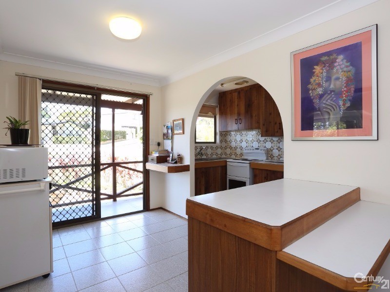 12  Bass Avenue, Molendinar QLD 4214