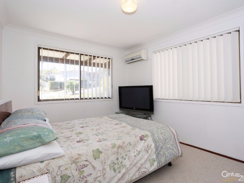 12  Bass Avenue, Molendinar QLD 4214