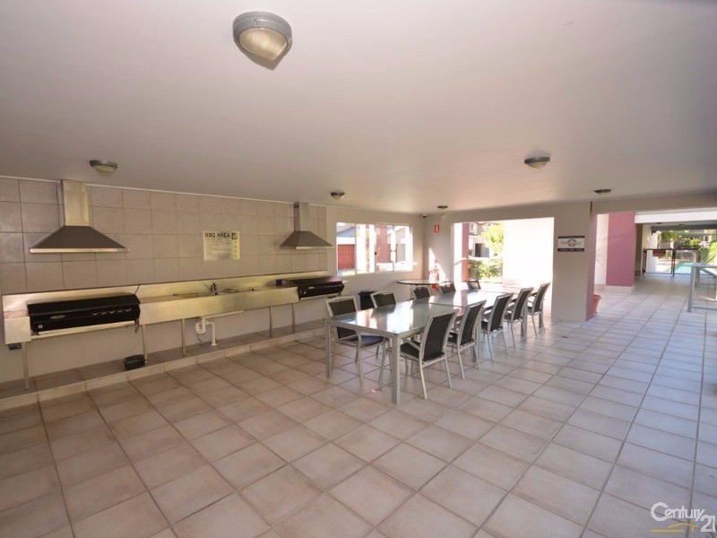 12/22 Oleander Avenue, Biggera Waters QLD 4216