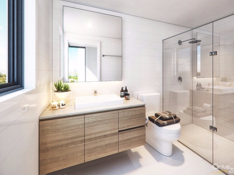 5 Chester Terrace, Southport QLD 4215