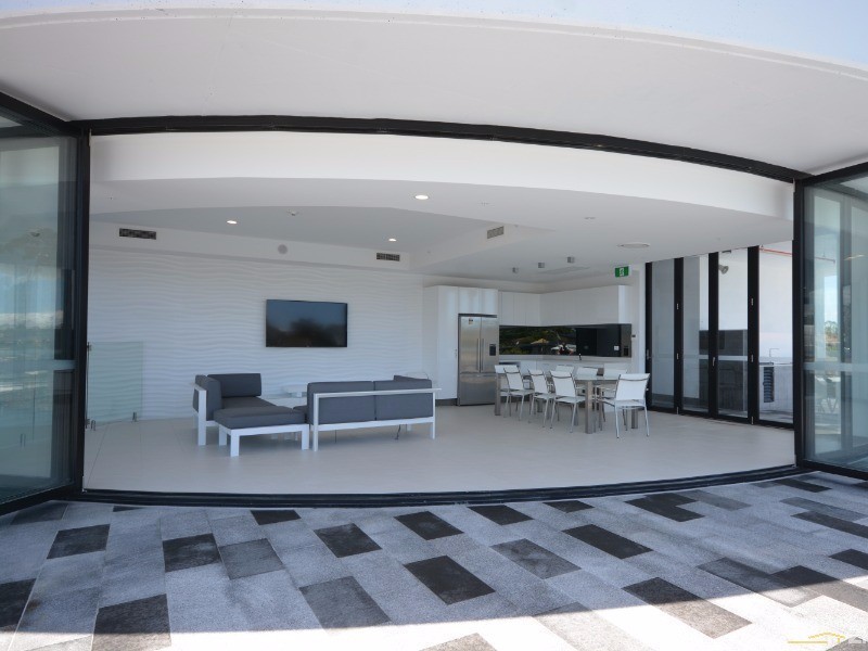 1409/5 Harbourside Court, Biggera Waters QLD 4216