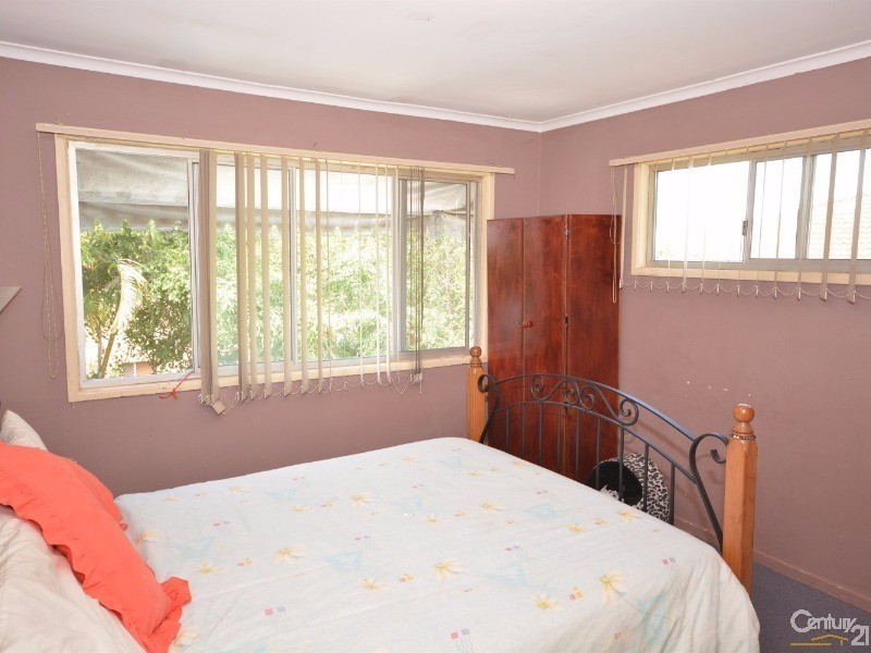 91 Eugaree Street, Southport QLD 4215