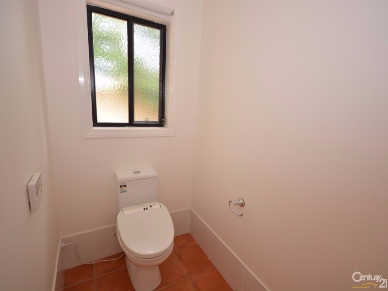 3152 Riverleigh Drive, Hope Island QLD 4212