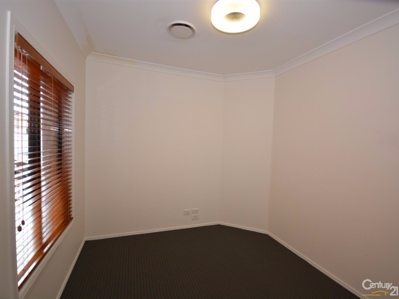 3152 Riverleigh Drive, Hope Island QLD 4212