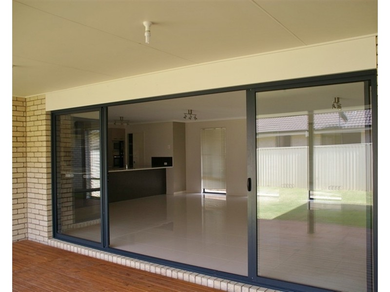 20 Breakspear Road, Molendinar QLD 4214