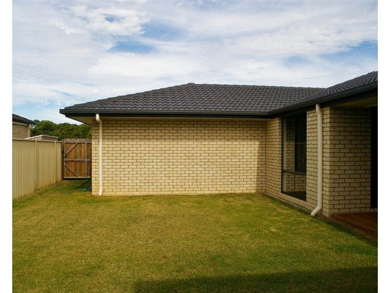 20 Breakspear Road, Molendinar QLD 4214