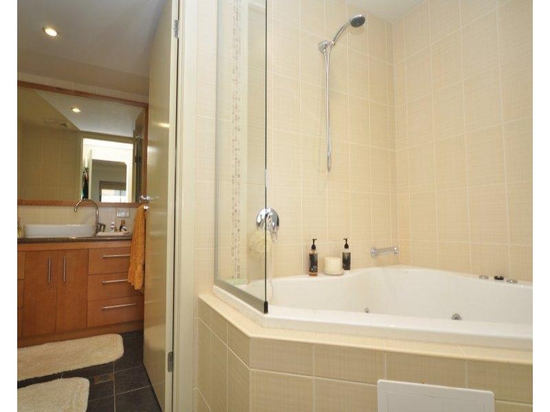 31 Railway Street, Southport QLD 4215