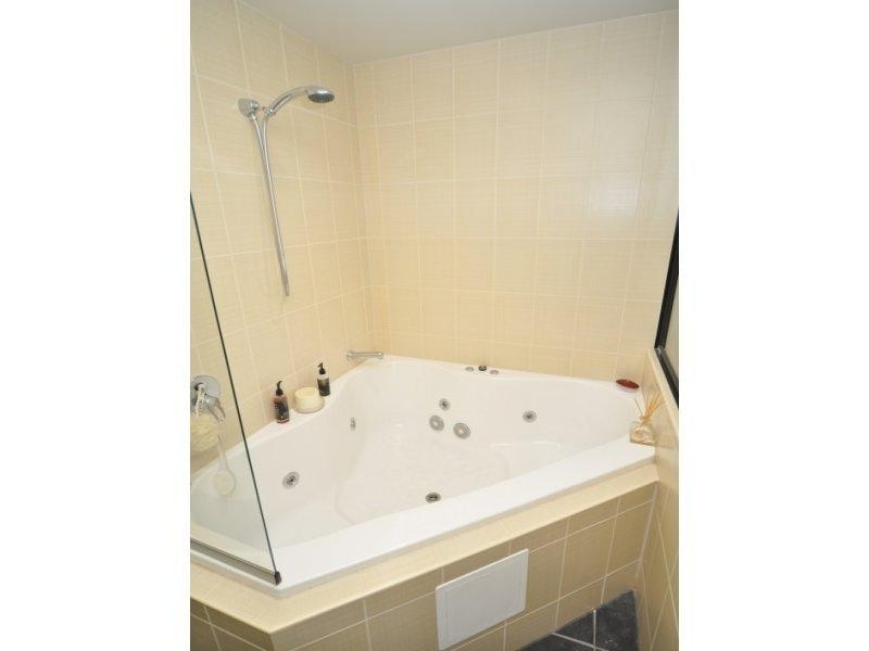 31 Railway Street, Southport QLD 4215