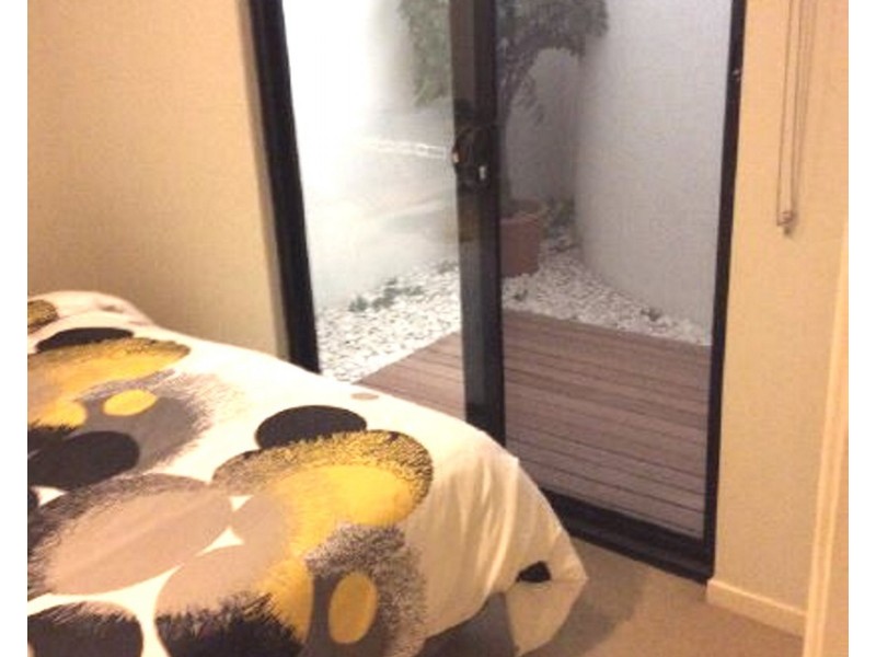 31 Railway Street, Southport QLD 4215