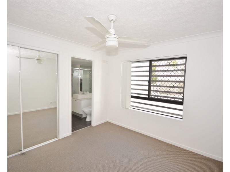 15-17 Lloyd Street, Southport QLD 4215
