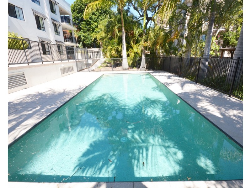 15-17 Lloyd Street, Southport QLD 4215