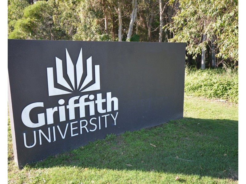 15-17 Lloyd Street, Southport QLD 4215