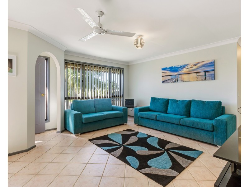 128 Discovery Drive, Helensvale QLD 4212