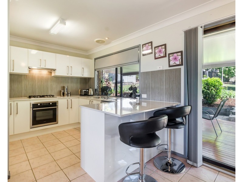 128 Discovery Drive, Helensvale QLD 4212