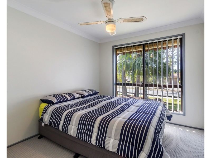 128 Discovery Drive, Helensvale QLD 4212