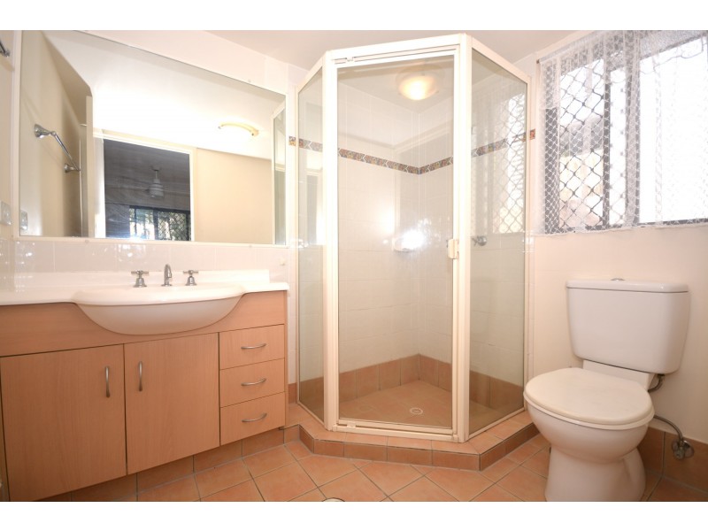 6/8-10 Lloyd Street, Southport QLD 4215