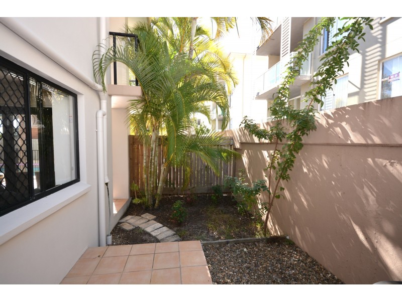 6/8-10 Lloyd Street, Southport QLD 4215