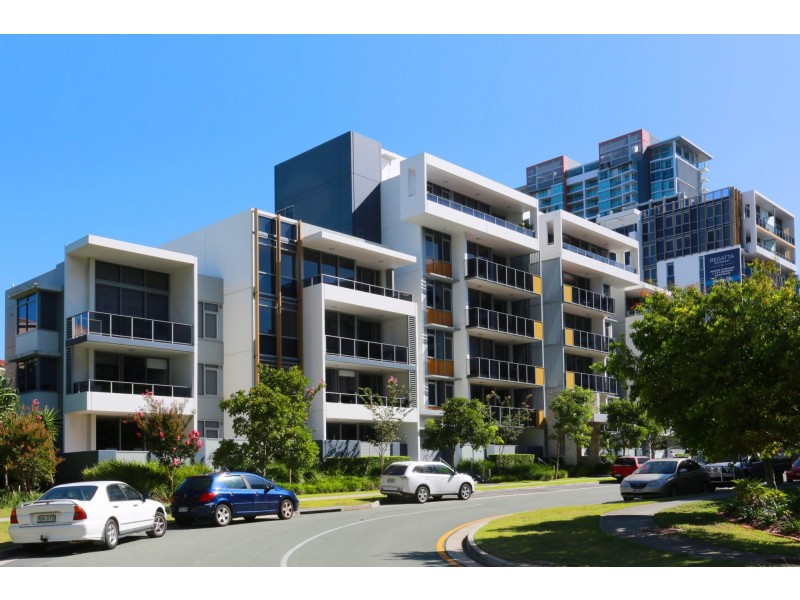 6 Aqua Street, Southport QLD 4215